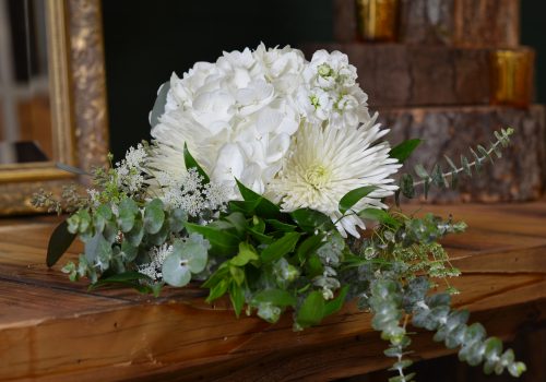 White flowers textural greenery 4